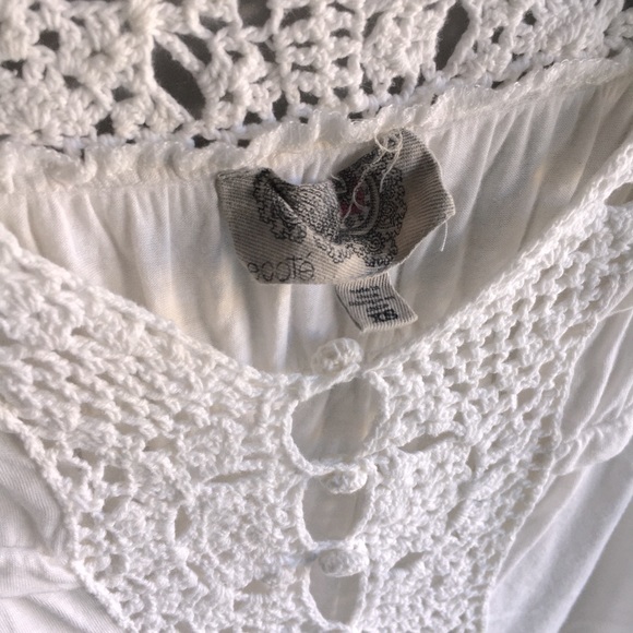 [SOLD] White boho crochet sleeveless top - XS, fits S - Picture 3 of 4